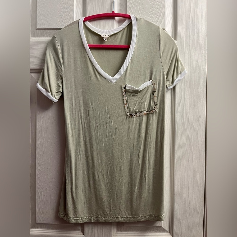 POL Olive V-Neck Tee with Floral Pocket Small